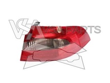 Pravé zadní vnější světlo Superb II liftback 3T5945112 - MM