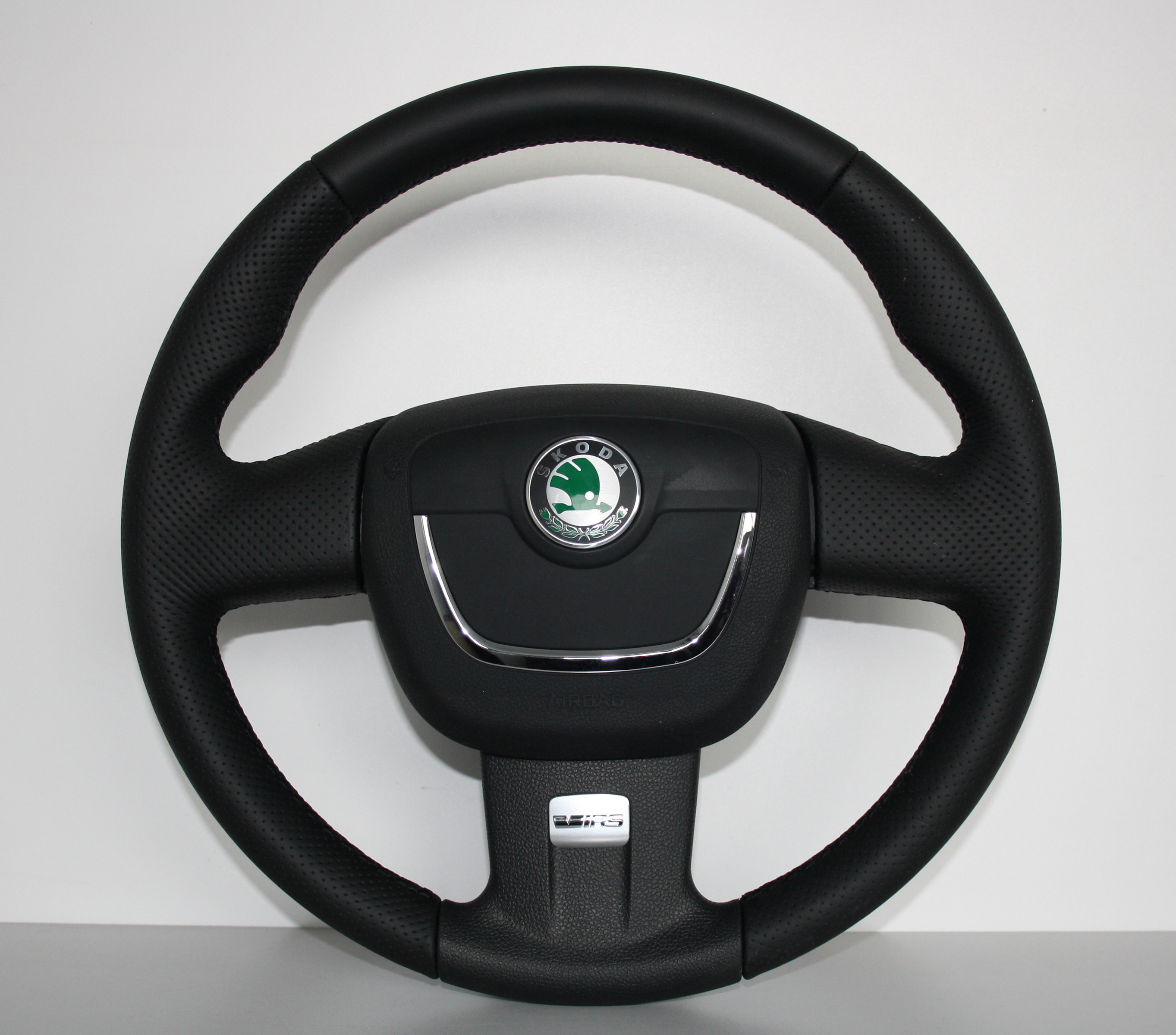 Volant s airbagem pro Octavia II RS
