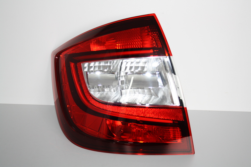 Zadní levé světlo s LED pro Rapid liftback facelift
